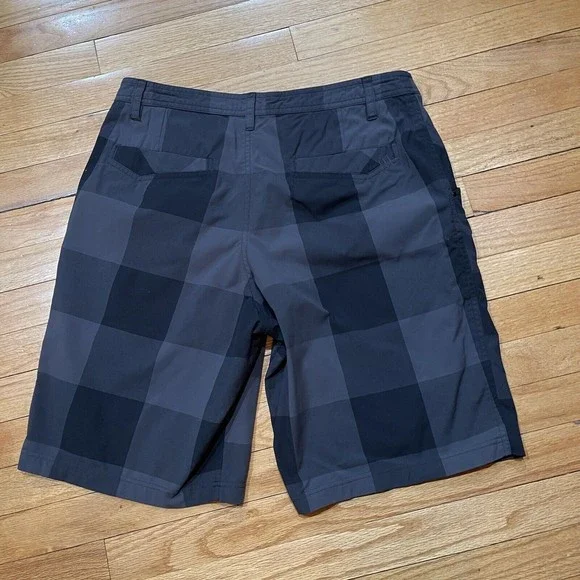 Lululemon Mens Kahuna 11” Shorts Size 36 Casual Golf Athletic Black Check Plaid - Picture 8 of 10